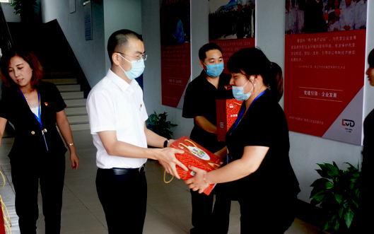 黨建引領，粽香濃情端午節